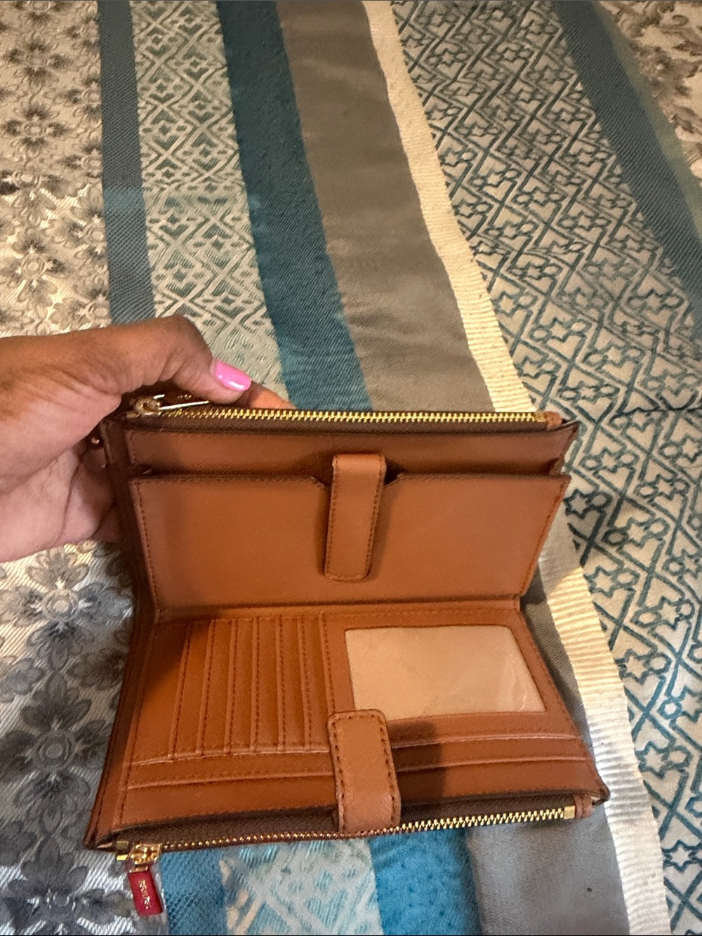 Michael Kors Brown Signature Wristlet Clutch with Gold Logo - Picture 3 of 4